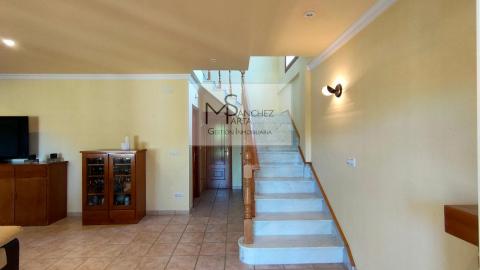 CASA EN VENTA EN PONTEAREAS