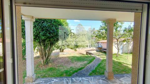 CASA EN VENTA EN PONTEAREAS