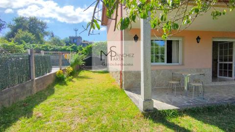 CASA EN VENTA EN PONTEAREAS