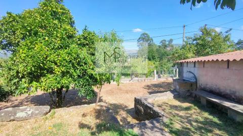 CASA EN VENTA EN PONTEAREAS