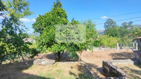 CASA EN VENTA EN PONTEAREAS