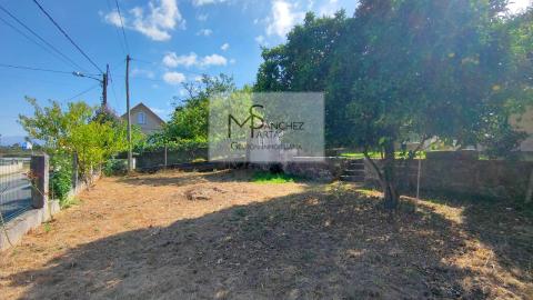 CASA EN VENTA EN PONTEAREAS