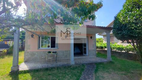 CASA EN VENTA EN PONTEAREAS