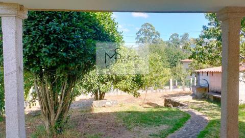 CASA EN VENTA EN PONTEAREAS