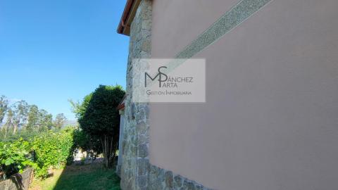 CASA EN VENTA EN PONTEAREAS