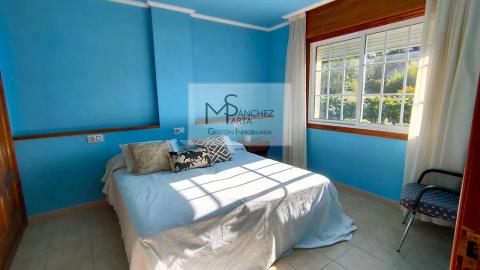 CASA EN VENTA EN PONTEAREAS