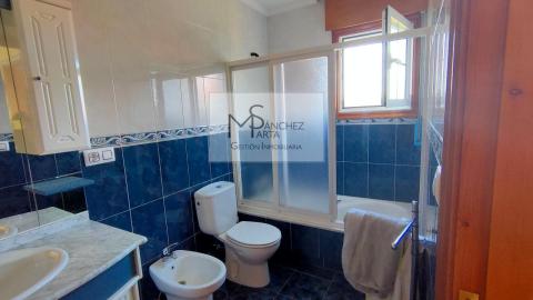 CASA EN VENTA EN PONTEAREAS