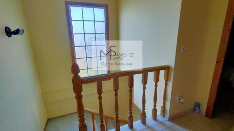 CASA EN VENTA EN PONTEAREAS