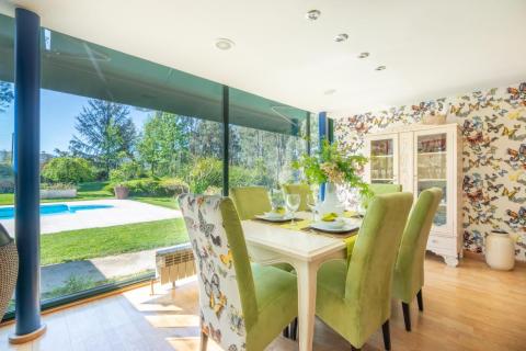 CASA EN VENTA EN TUI