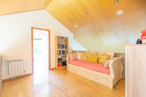 CASA EN VENTA EN TUI