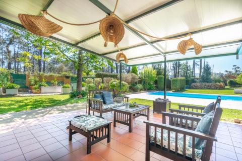 CASA EN VENTA EN TUI