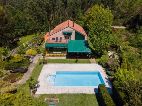 CASA EN VENTA EN TUI