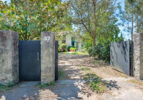 CASA EN VENTA EN TUI