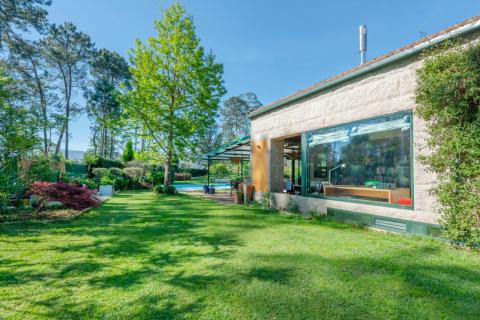 CASA EN VENTA EN TUI