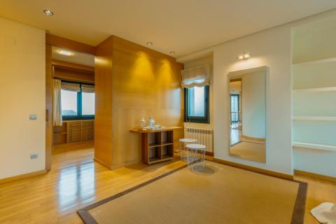 Espectacular Chalet de Lujo en  San Miguel Do Campo, Ourense