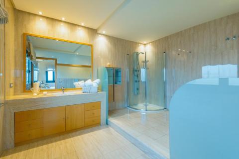 Espectacular Chalet de Lujo en  San Miguel Do Campo, Ourense