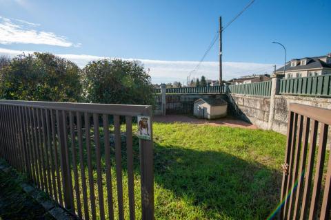 Espectacular Chalet de Lujo en  San Miguel Do Campo, Ourense