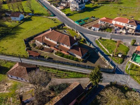 Espectacular Chalet de Lujo en  San Miguel Do Campo, Ourense