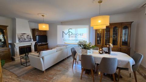 Exclusivo Chalet a 10 Minutos de Vigo y la Playa - Confort, Espacio y Ubicación Privilegiada