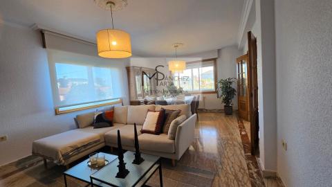 Exclusivo Chalet a 10 Minutos de Vigo y la Playa - Confort, Espacio y Ubicación Privilegiada