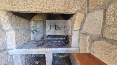 Exclusivo Chalet a 10 Minutos de Vigo y la Playa - Confort, Espacio y Ubicación Privilegiada