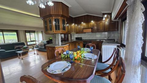 Exclusiva vivienda  Vistahermosa, Ourense - Ubicación inmejorable a 500 metros del centro