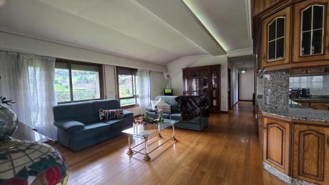 Exclusiva vivienda  Vistahermosa, Ourense - Ubicación inmejorable a 500 metros del centro