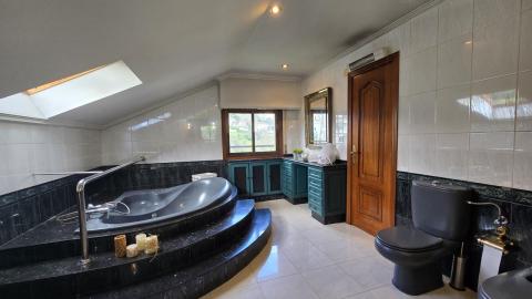 Exclusiva vivienda  Vistahermosa, Ourense - Ubicación inmejorable a 500 metros del centro