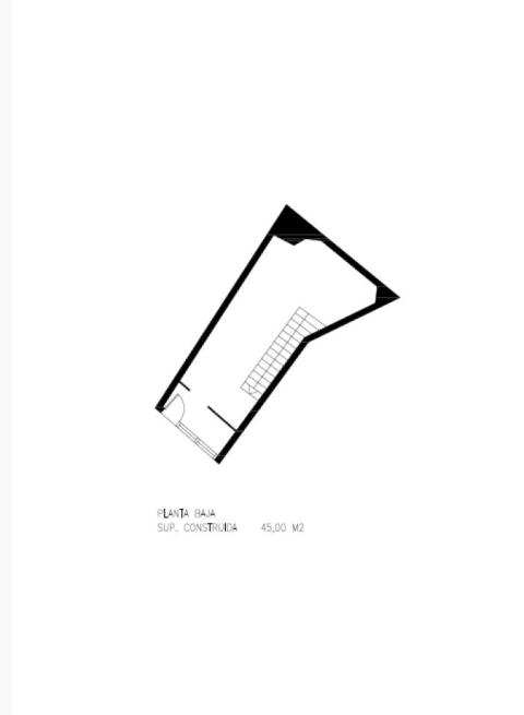 CASA  CENTRO DE PONTEAREAS - LUMINOSA, ESPACIOSA Y CON GRAN POTENCIAL