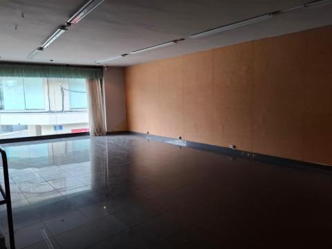 CASA  CENTRO DE PONTEAREAS - LUMINOSA, ESPACIOSA Y CON GRAN POTENCIAL