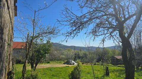 Casa de piedra para rehabilitar  Lamosa-Covelo