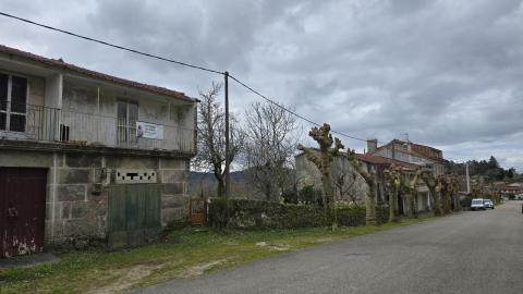 Casa de piedra para rehabilitar  Lamosa-Covelo