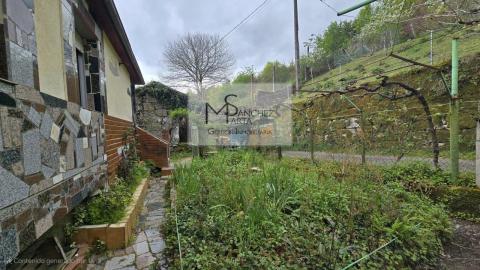 Vivir en un entorno natural único en Parada de Achas, A Cañiza.