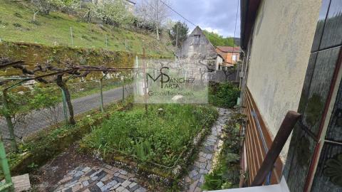 Vivir en un entorno natural único en Parada de Achas, A Cañiza.