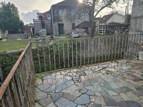 CASA EN VENTA  ANGOARES, PONTEAREAS