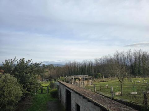 CASA EN VENTA  ANGOARES, PONTEAREAS