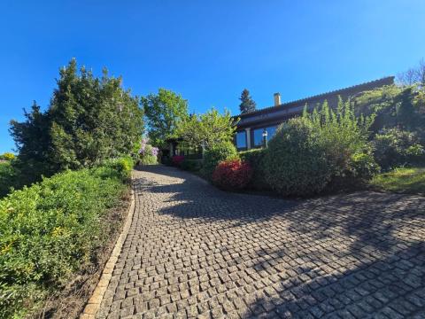Casa de piedra gallega totalmente rehabilitada en Cristiñade, Ponteareas