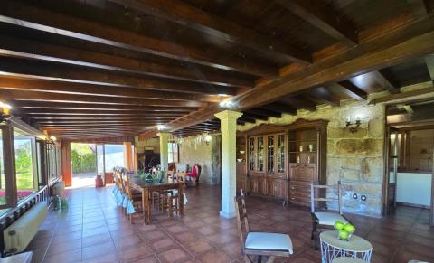 Casa de piedra gallega totalmente rehabilitada en Cristiñade, Ponteareas