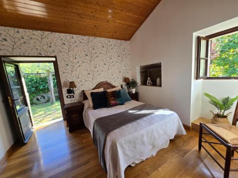 Casa de piedra gallega totalmente rehabilitada en Cristiñade, Ponteareas