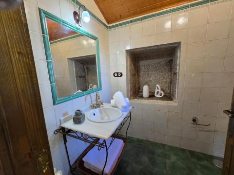 Casa de piedra gallega totalmente rehabilitada en Cristiñade, Ponteareas