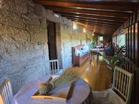 Casa de piedra gallega totalmente rehabilitada en Cristiñade, Ponteareas