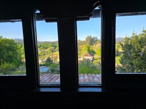 Casa de piedra gallega totalmente rehabilitada en Cristiñade, Ponteareas