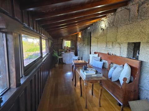 Casa de piedra gallega totalmente rehabilitada en Cristiñade, Ponteareas