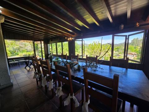 Casa de piedra gallega totalmente rehabilitada en Cristiñade, Ponteareas