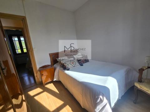 Casa  piedra con vistas privilegiadas al río Miño, en corazón vitivinícola de Castrelo de Miño