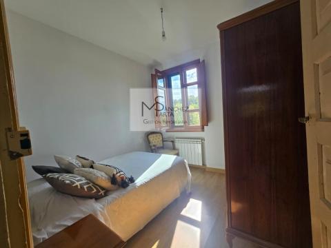 Casa  piedra con vistas privilegiadas al río Miño, en corazón vitivinícola de Castrelo de Miño