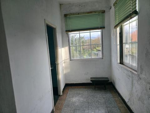 CASA EN VENTA  ANGOARES, PONTEAREAS