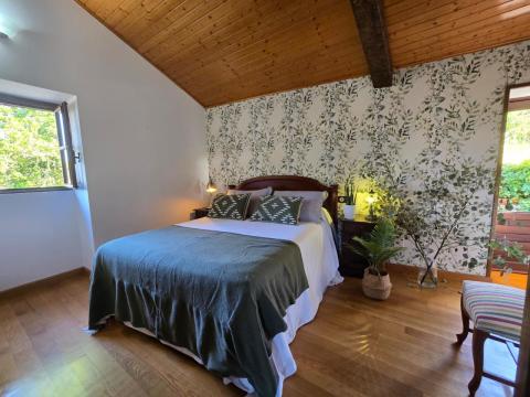 Casa de piedra gallega totalmente rehabilitada en Cristiñade, Ponteareas