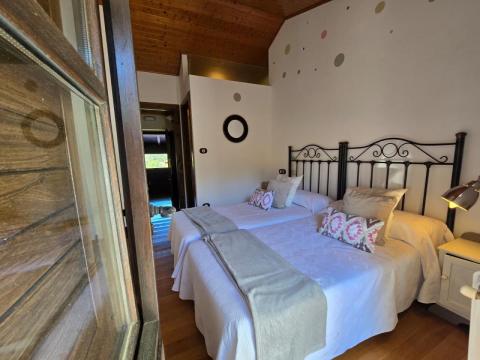 Casa de piedra gallega totalmente rehabilitada en Cristiñade, Ponteareas