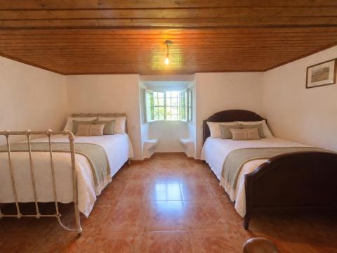 CASA EN VENTA GANADE, PONTEAREAS